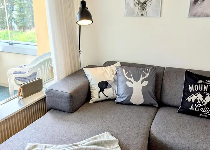 Sunny 3-bedroom With Balcony & Parking Apartment Davos