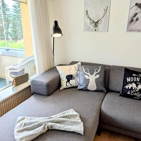 Sunny 3-bedroom With Balcony & Parking Apartamento Davos